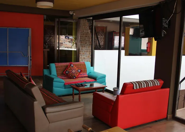 Cuscopackers Hostels